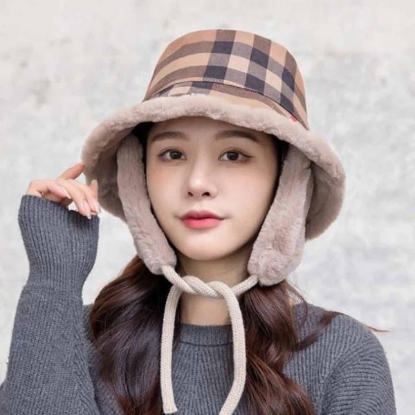 체크 귀달이 버킷햇 여성털모자 여성겨울털모자 여성방한모자