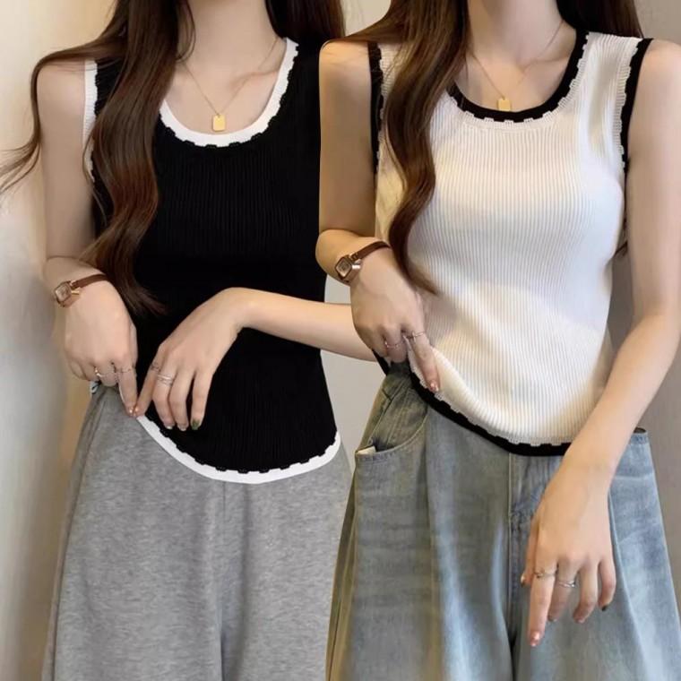 신축성 좋은 소재 라운드넥 민소매 쫀존 나시 여성 외출 이너 나시탑 배색 슬림핏