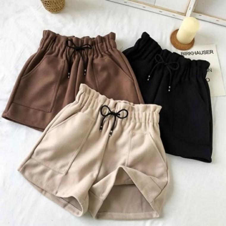 여성 A라인 모직 반바지 밴딩 숏팬츠 데이트룩 여름 필수 아이템 겨울여성반바지 여자반바지 겨울반바지