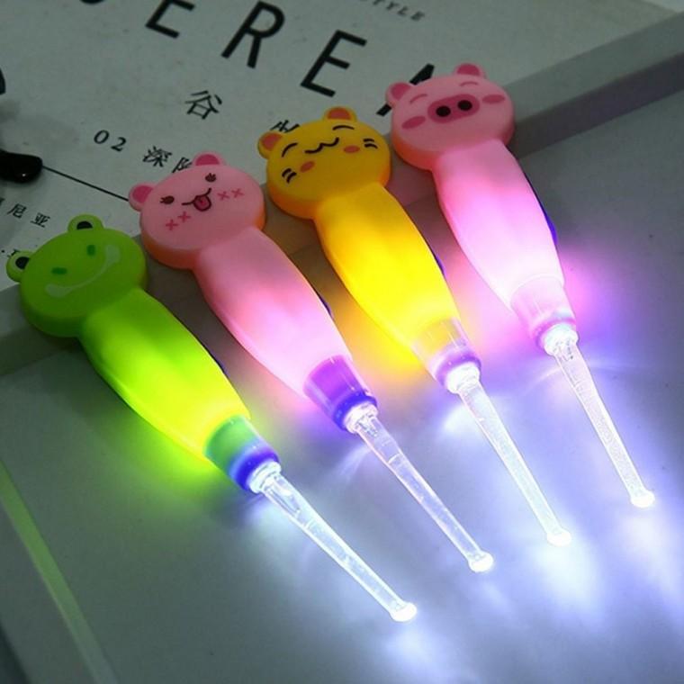 LED 귀이개 라이트귀후비개 귀지제거기