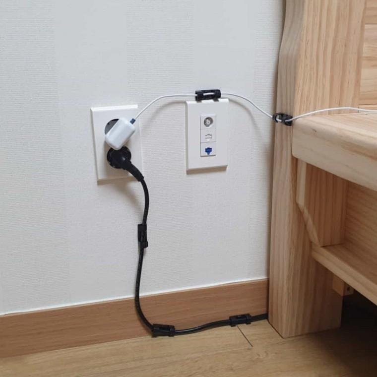 선정리클립 블랙 소 케이블걸이 전선몰드