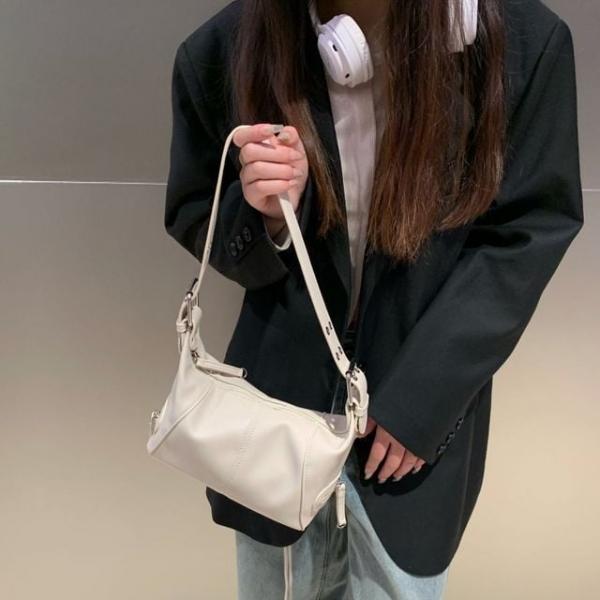 MFNC-1006438 슬림 바게트 미니 숄더백 심플 데일리백