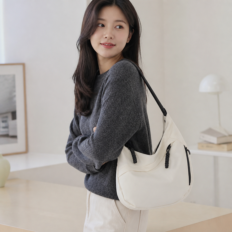 심플 반달형 남녀공용 데일리 크로스백 메신저백 숄더백 가방