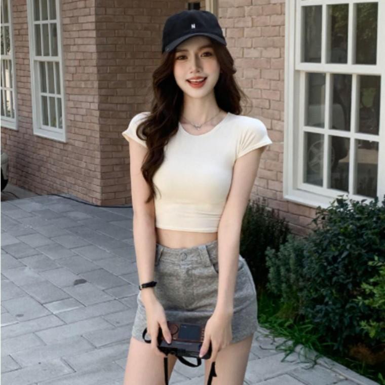 크롭 반팔티 여성 슬림핏 데일리 기본 티셔츠