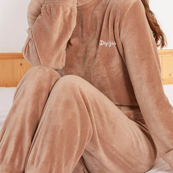 극세사 잠옷세트 포근하고 따듯한 디자인 홈웨어