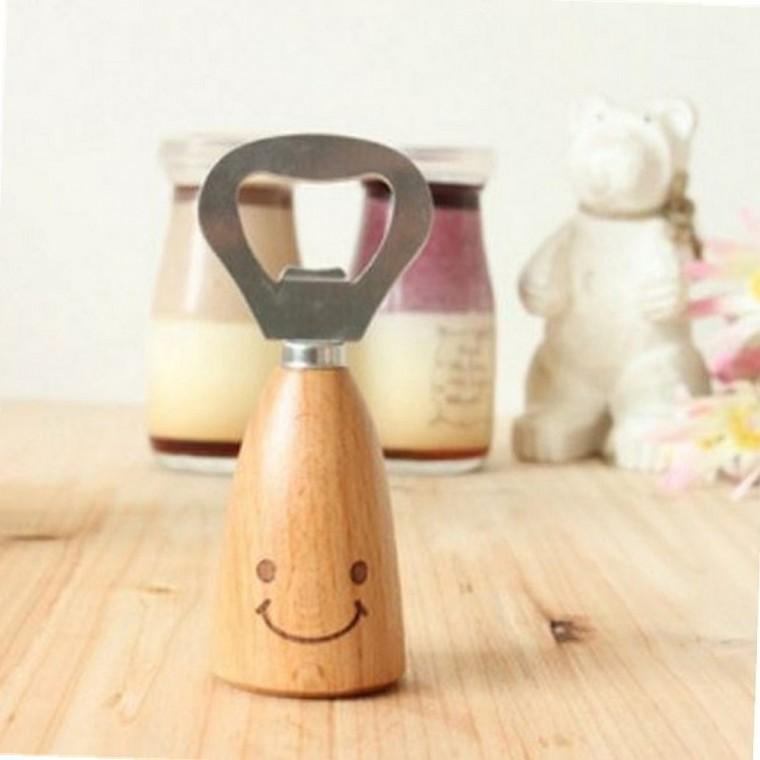 우드 병따개 빈티지디자인병따개 맥주오프너 우드병따개 특이한오프너 가정용병따개
