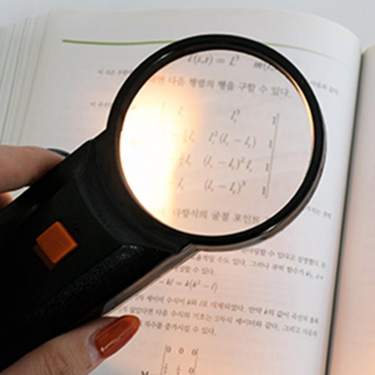 확대경 4배율 독서확대기 선물용