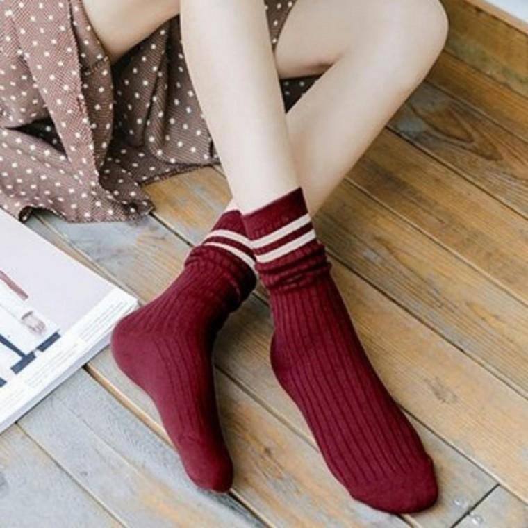 남녀공용 패션 줄무늬 장목 양말 세트 스타일리시한 데일리 룩 여성패션양말 남성양말 봄코디