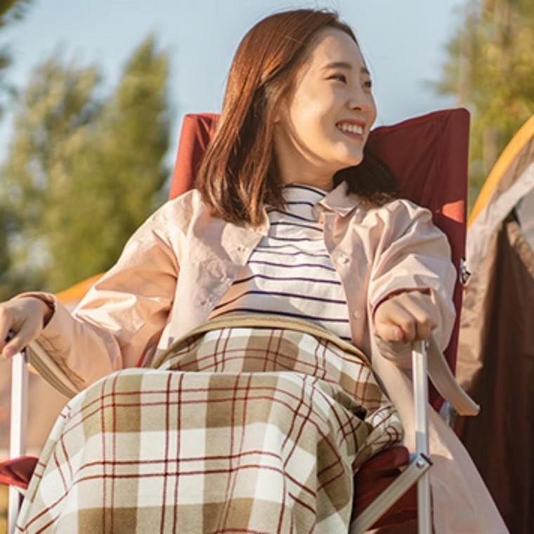 똑딱이담요 캠핑무릎 입는후드 차량용담요 입는담요