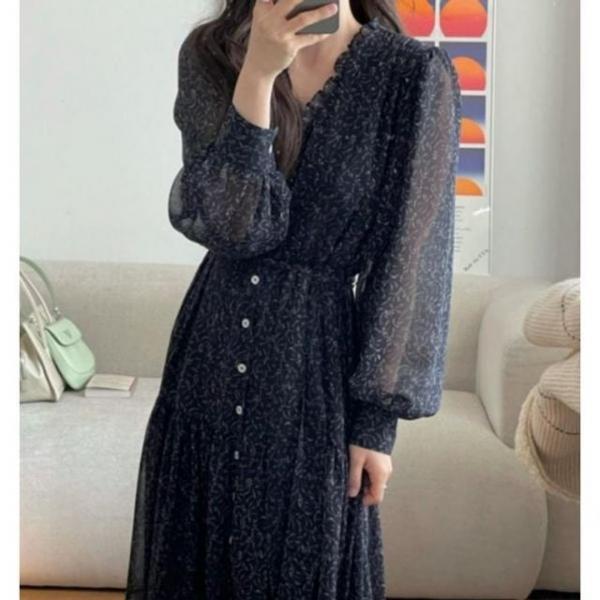 긴팔 봄 원피스 아이보리 여성 롱 가을 셔링 브이넥