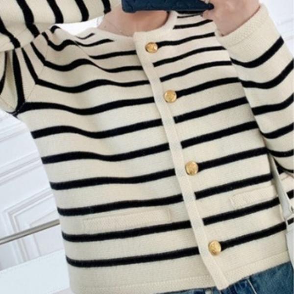 스트라이프 골드 버튼 데일리 니트 가디건