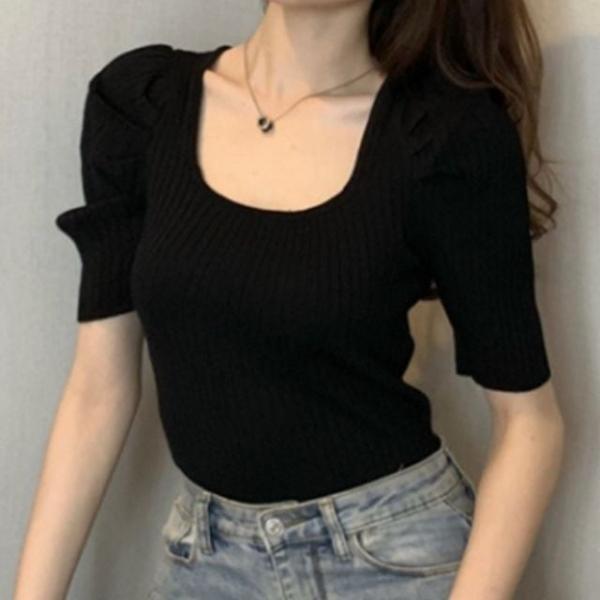스퀘어넥 슬림핏 골지 셔링 퍼프 소매 니트티