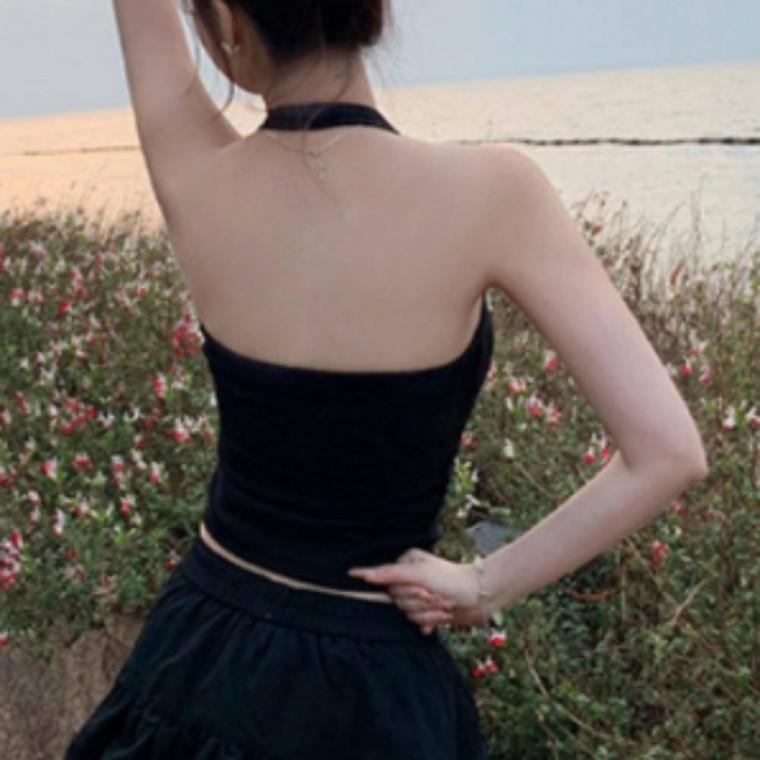 캡나시 홀터넥 바디라인 민소매 보정 브라탑 여성 슬림핏 나시 탑