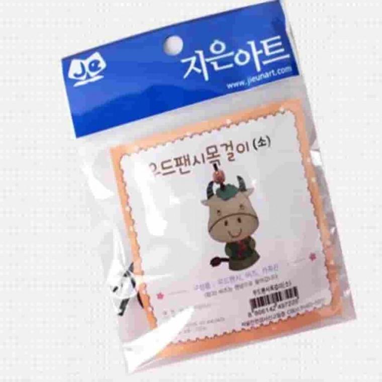 우드팬시목걸이 소 데일리목걸이 캐릭터목걸이 귀여운목걸이 나무목걸이