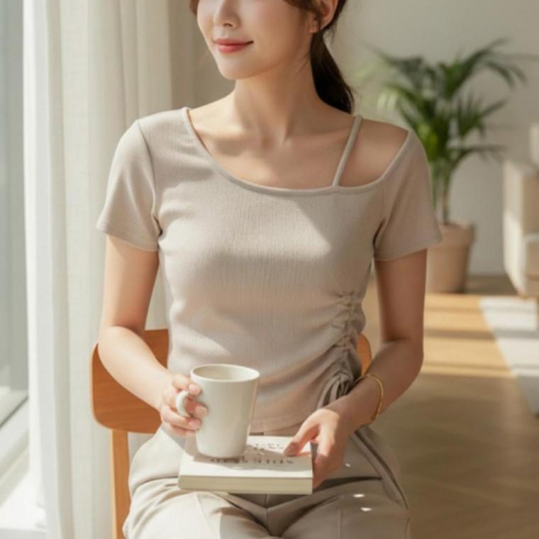 언발 끈나시 셔링 브라캡 여성 슬림핏 반팔 티셔츠