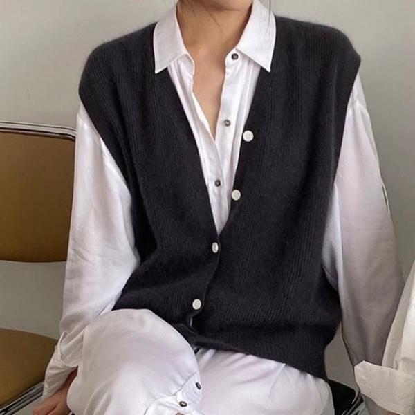 여성 루즈핏 니트조끼 단추 v넥 버튼 레이어드 가을 겨울 4색