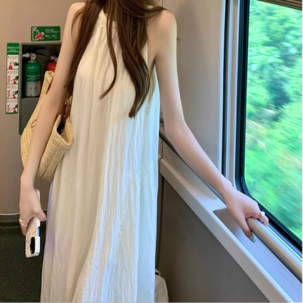 여성민소매원피스 꼬임 홀터넥 가볍고 시원한 민소매 롱 원피스 비치 해변 휴가룩 하객룩