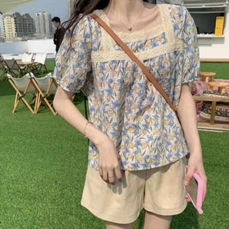 여성 여름 꽃무늬티셔츠 플라워 스퀘어넥 캐주얼 티셔츠 예쁜룩 러블리 블라우스 반팔 패션