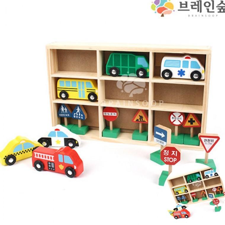 원목자동차와 도로표지판 교통놀이 유치원안전교육 어린이자동차장난감