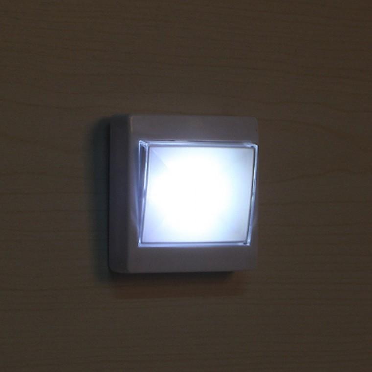 LED 스위치 벽부착등 화이트 간편조명 야간등