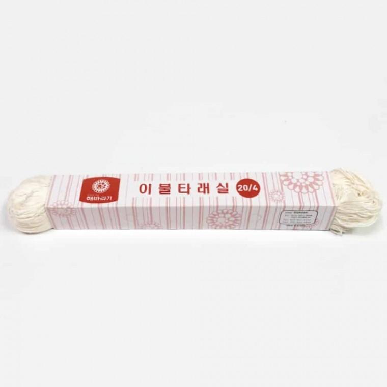흰색 이불 타래실 돌잔치실 수예실