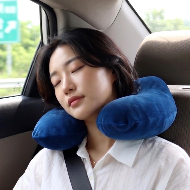여행 휴대용 벨벳 에어 목베개 블루
