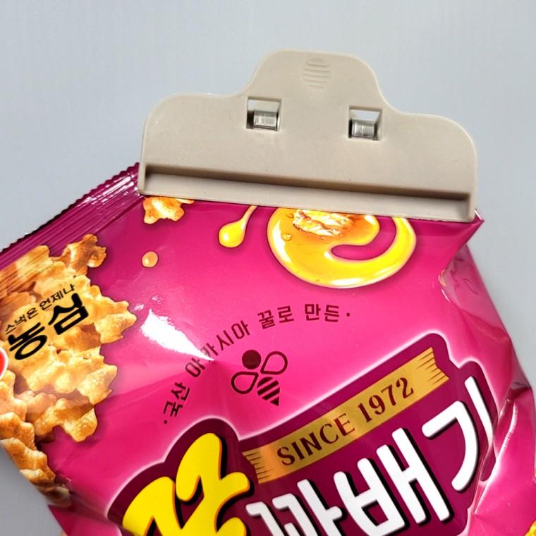 비닐봉투 밀봉 과자집게
