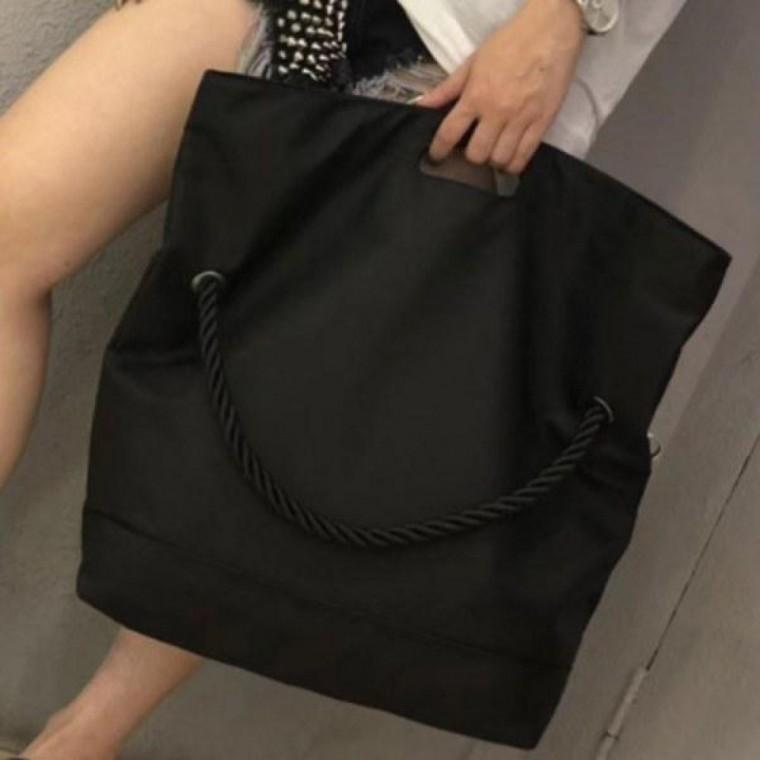 가방 줄꼬임숄더백 여성 무지 블랙 수납 포켓