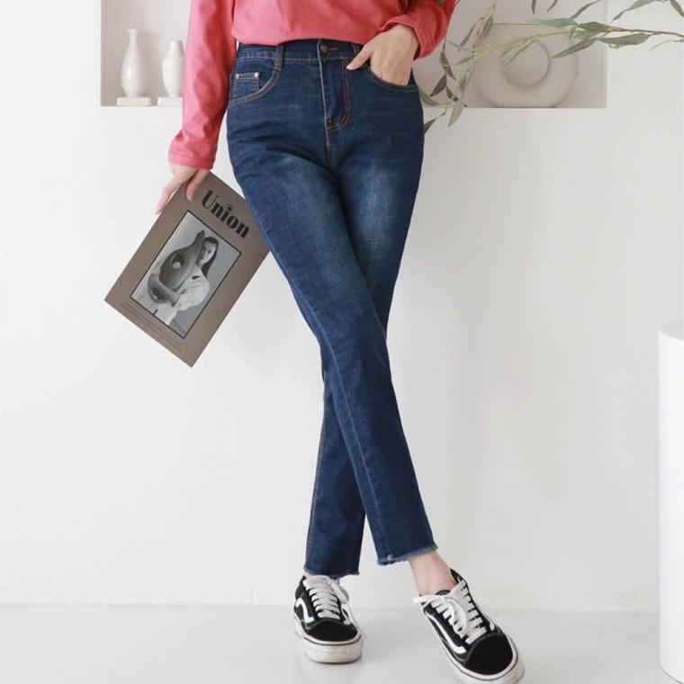 LD 일자 청바지 뒷주머니 포인트 세미 데님 팬츠