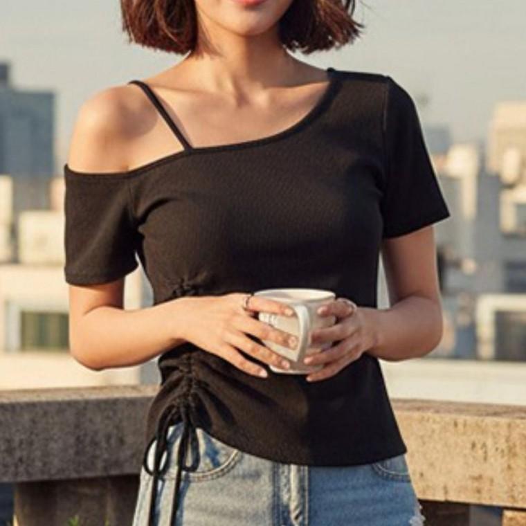 우먼즈 언발 끈 매일쓰기좋은 셔링 브라캡 내장 골지 라인핏 반팔 티셔츠
