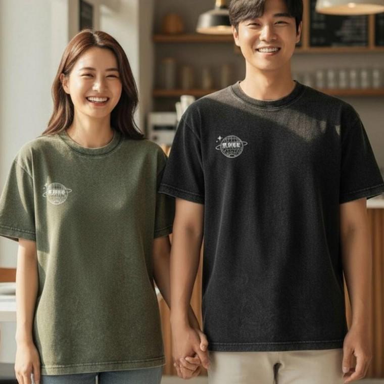 공용스타일 플래닛 피그먼트 내추럴한 워싱 여유핏 빈티지 반팔 티셔츠