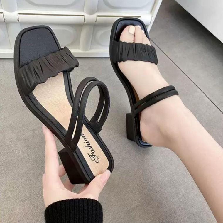 셔링 주름 위생 샌들 오픈토 웨지슬리퍼 여성 여름코디