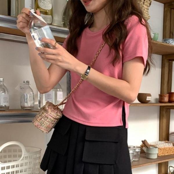 슬림핏 셔링 슬릿 포인트 텐션 티