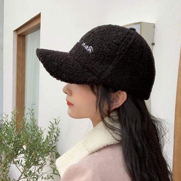 시몬 여성 뽀글뽀글 겨울 볼캡 모자