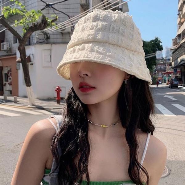 패션 엠보 버킷햇 벙거지 휴가 여행 데일리 여성 모자