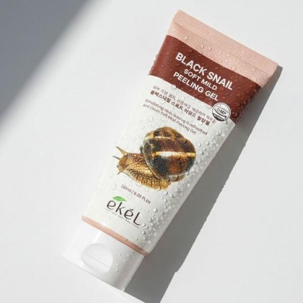 생기있는 피부 각질케어 전문 블랙스네일 필링젤 180ml