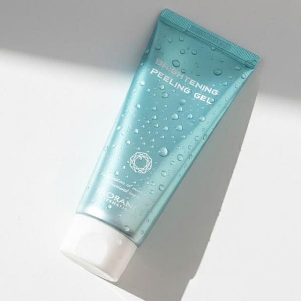 피부 각질을 부드럽게 제거하는 고마쥬 필링젤 180ml