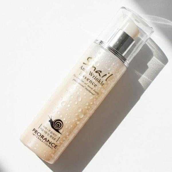 환한 동안 피부로 가꾸어주는 달팽이 여자에센스 100ml