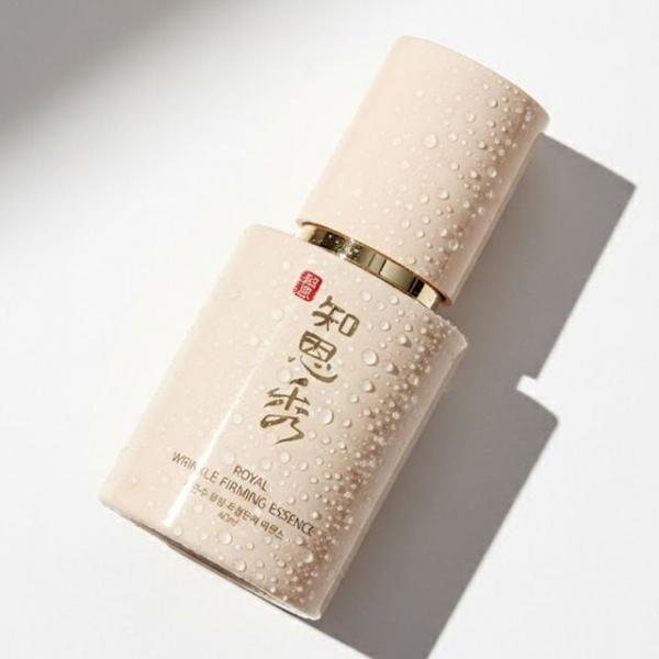 촉촉함을 깊이 채우는 프리미엄 보습 여자에센스 40ml