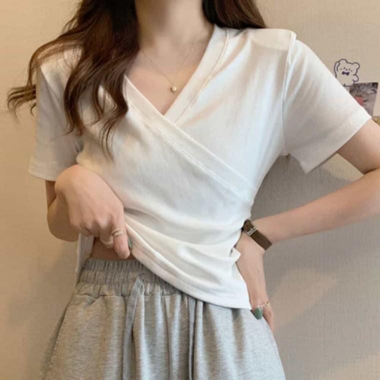 1+1 여성 브이넥 반팔티 여자여름옷 브이넥옷 여자반팔티 여름반팔티 여성여름티 여름티셔츠 여성여름상의