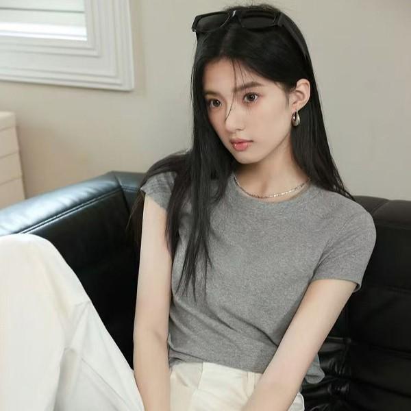 이너티 짧은소매 슬림 베이직 반팔 티셔츠