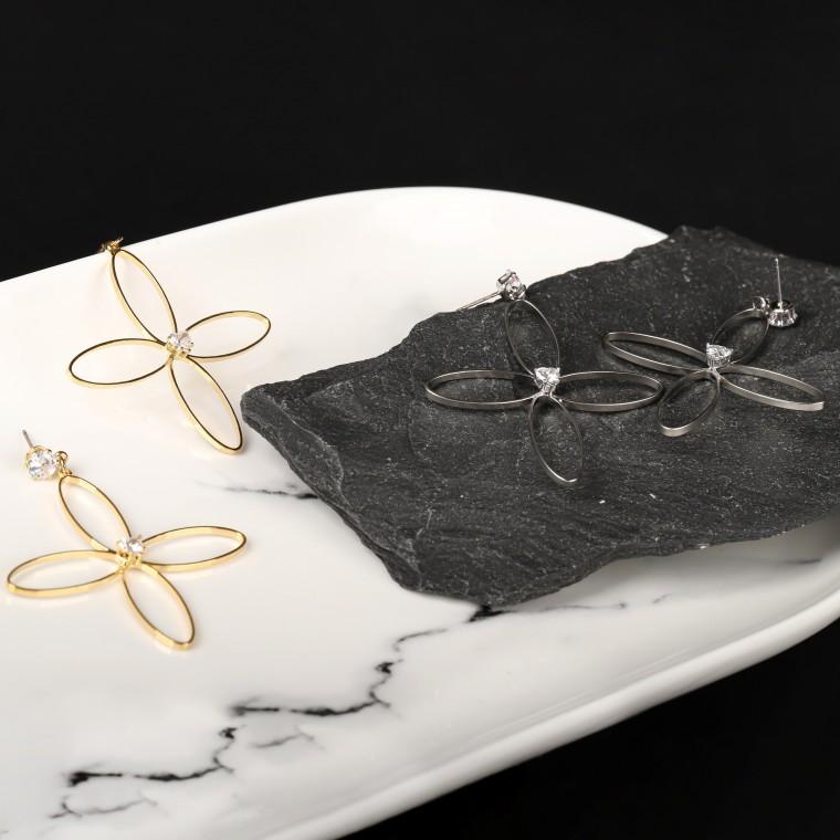 시후주얼리 시뮬럿다이아 플라워 드롭 귀걸이 EC477E