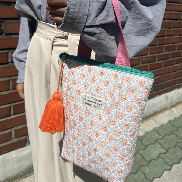 꽃무늬가방 가벼운 손목 누빔 가방 데일리백 여성 미니 토트백 기저귀가방
