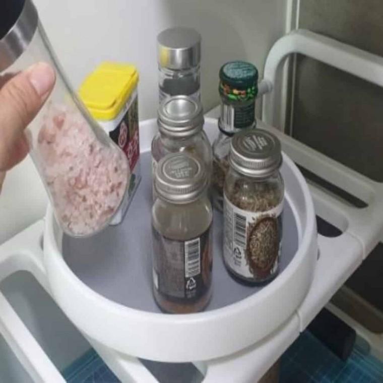 싱크대위정리 향수진열대 양념정리대 욕실용품정리 회전 트레이 정리대 원형 화이트