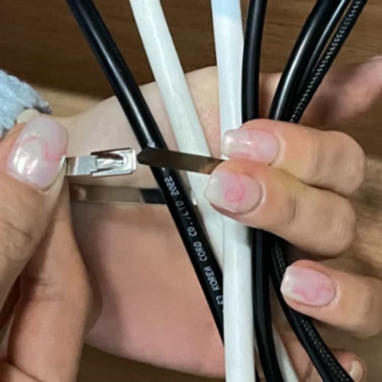 스텐 케이블타이밴드 200mm 컴퓨터선정리 케이블정리클립 케이블선정리