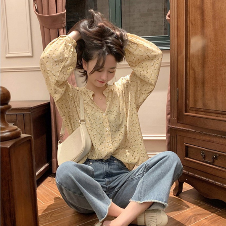 플라워 패턴 봄 블라우스 오피스 룩 티 셔츠 핑크