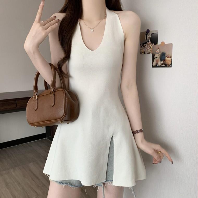 F007537 홀터넥 슬릿 나시니트 밑단트임 나시