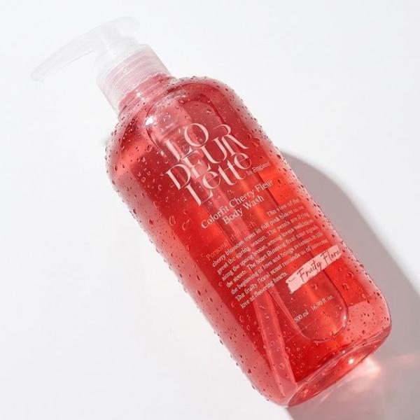 봄날의 벚꽃 나무 꽃내음을 담은 샤워 바디워시 500ml