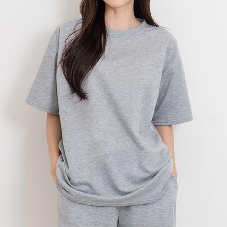 여성 여자 무지 티셔츠 라운드 여름 데일리 캐주얼 티 반팔 베이직 기본 러블리 실내 실외 상의 패션 단체