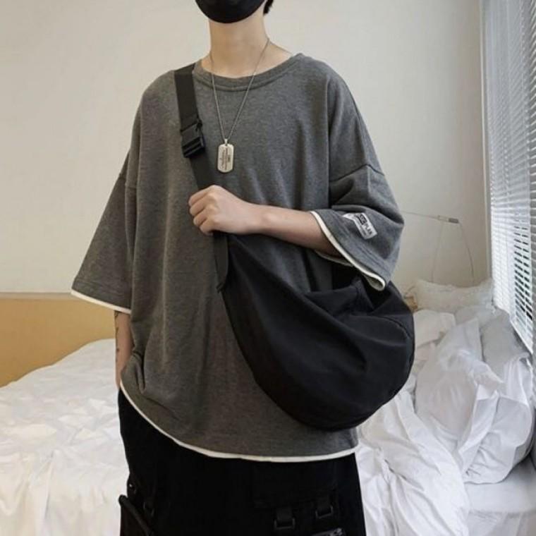 남여공용 넉넉한 수납 반달 바디 데일리 크로스백